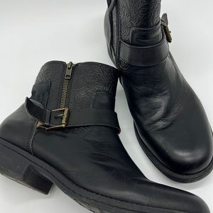 ⭐️Comfortiva Align Sterns Moto Bootie Black 11M